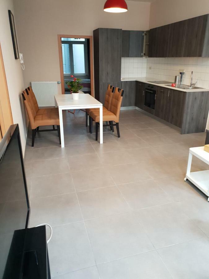 In The Heart Of Brussels Apartment Екстериор снимка